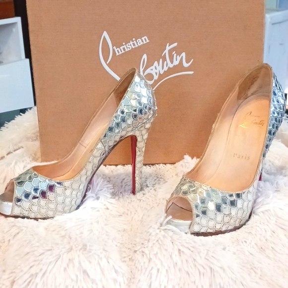 Shoes
